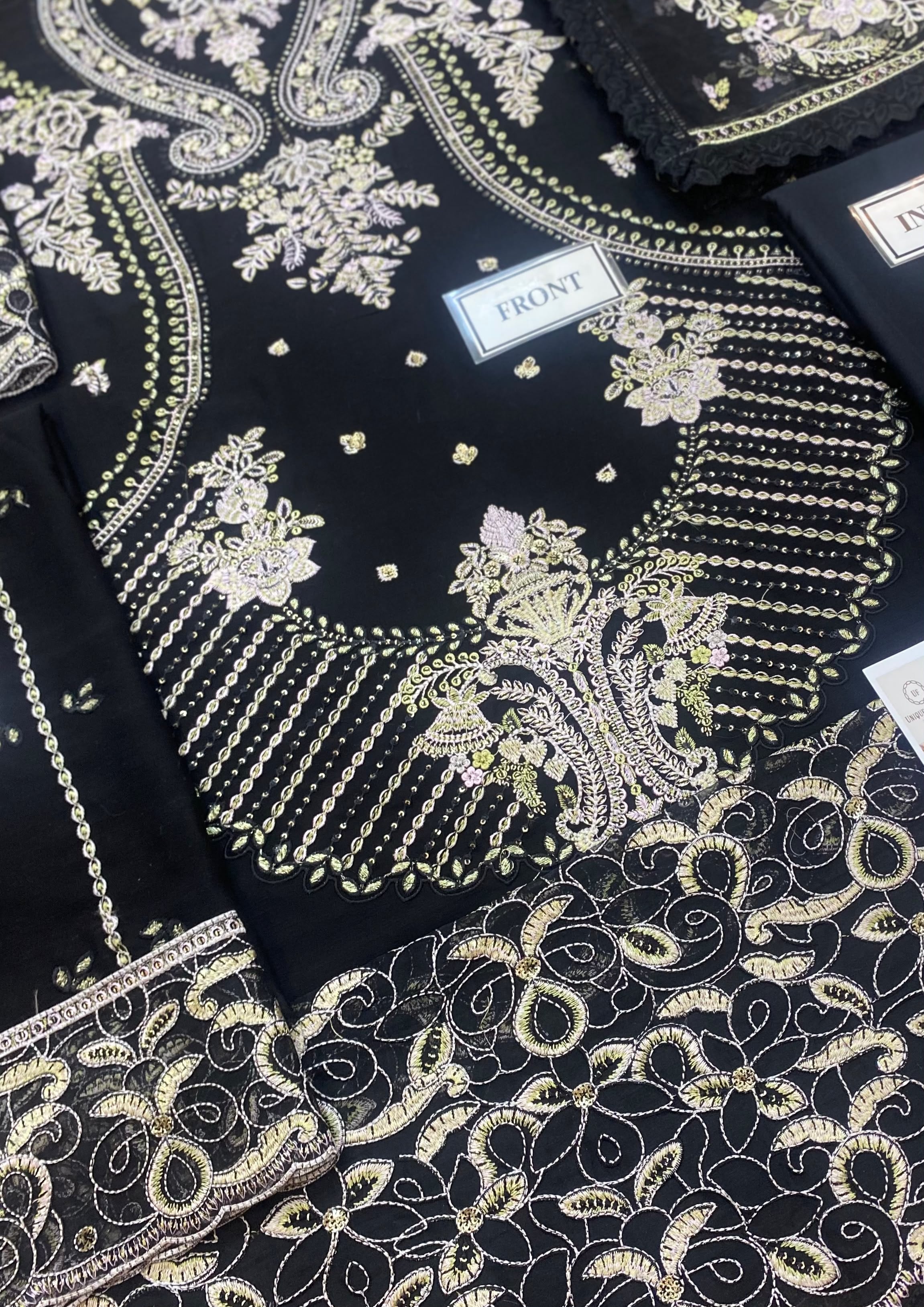 Ramsha Luxury Chiffon Collection – Design No: 2386