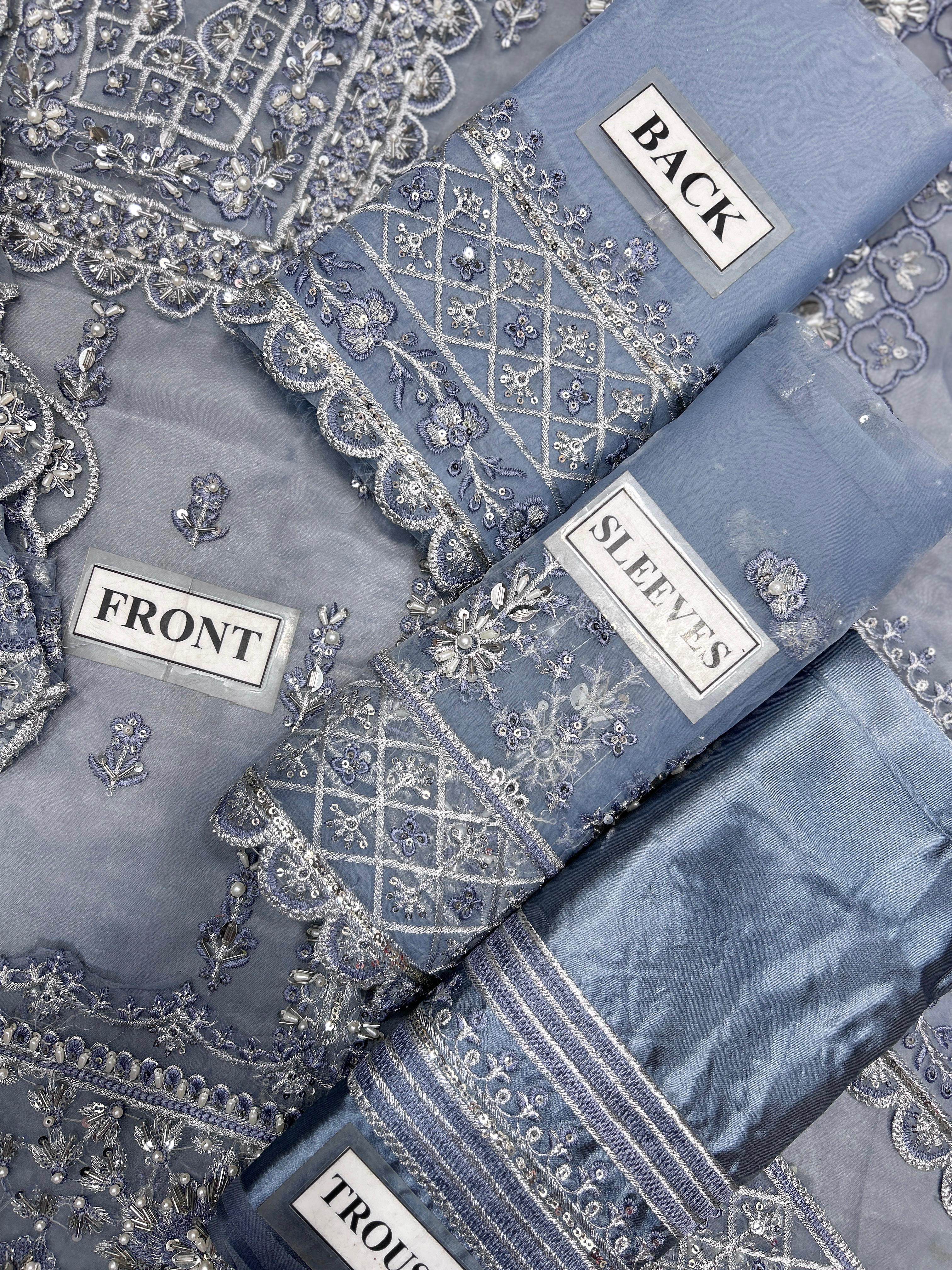 BRAND ZAHA ORGANZA SUIT