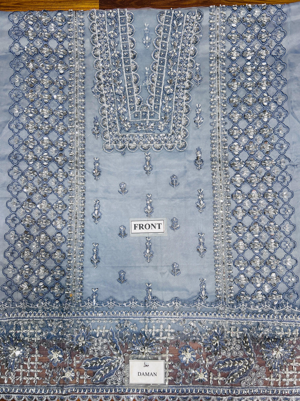 BRAND ZAHA ORGANZA SUIT