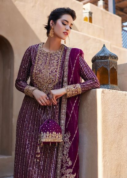 Presenting &nbsp:Kanwal Malik Chiffon Embroidered Unstitched Collection