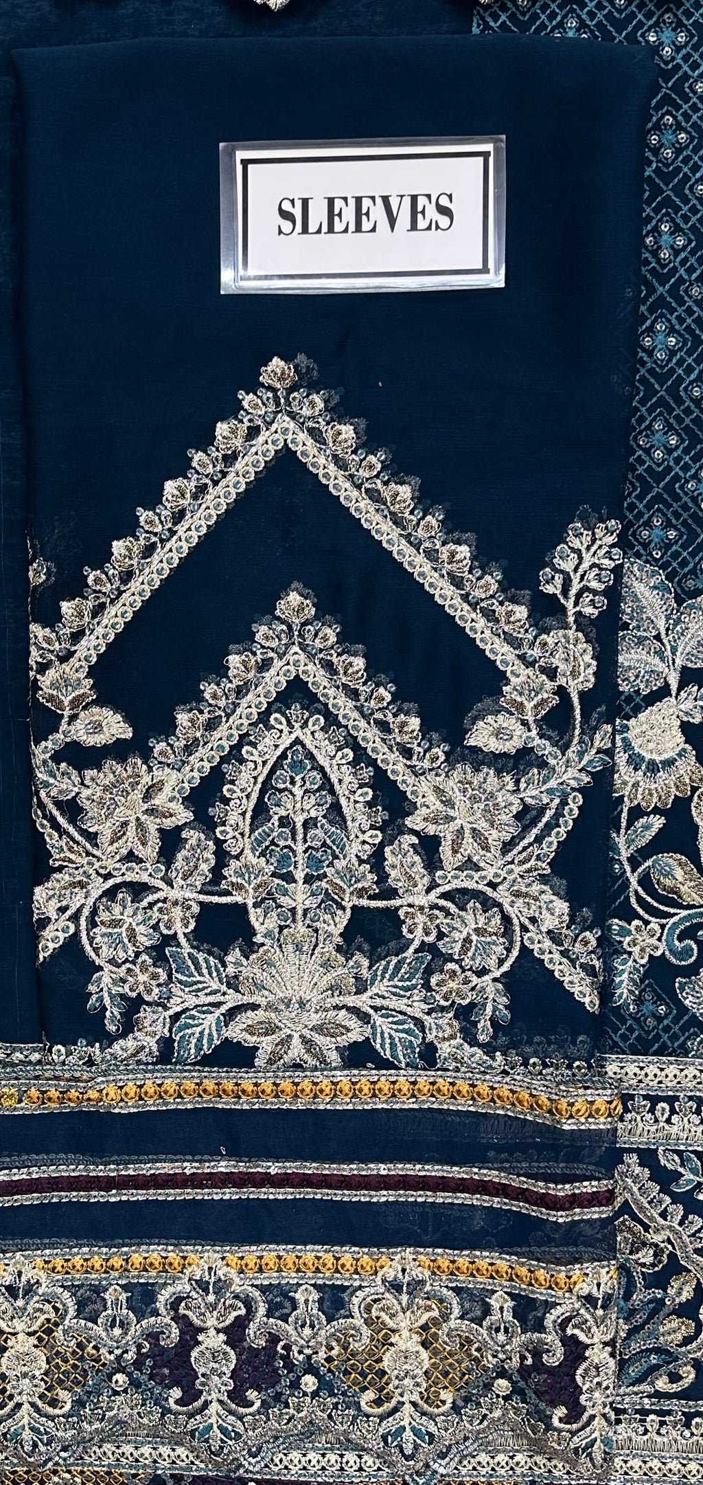 Imrozia Design no 2560.