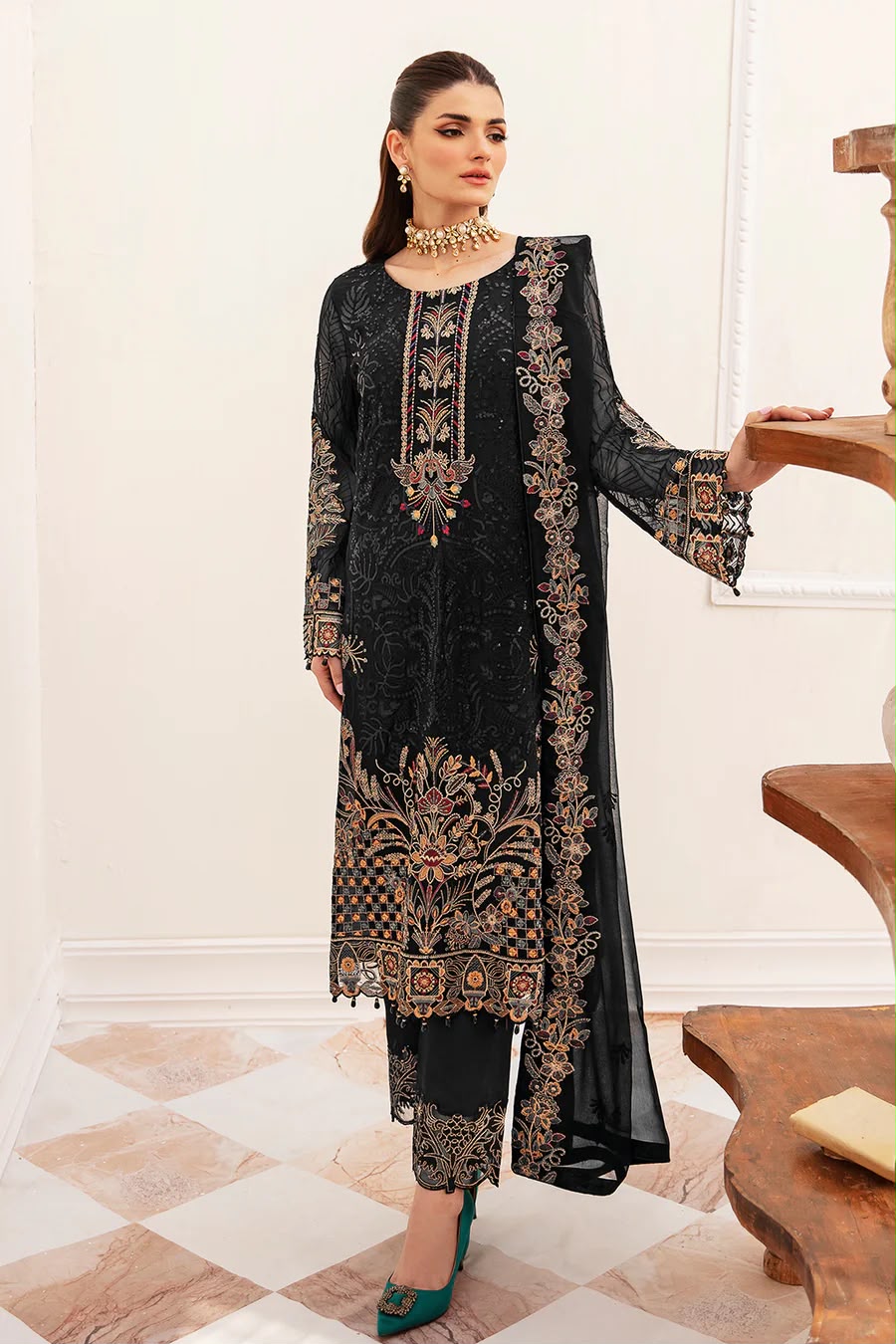 Ramsha – Design No: 2214