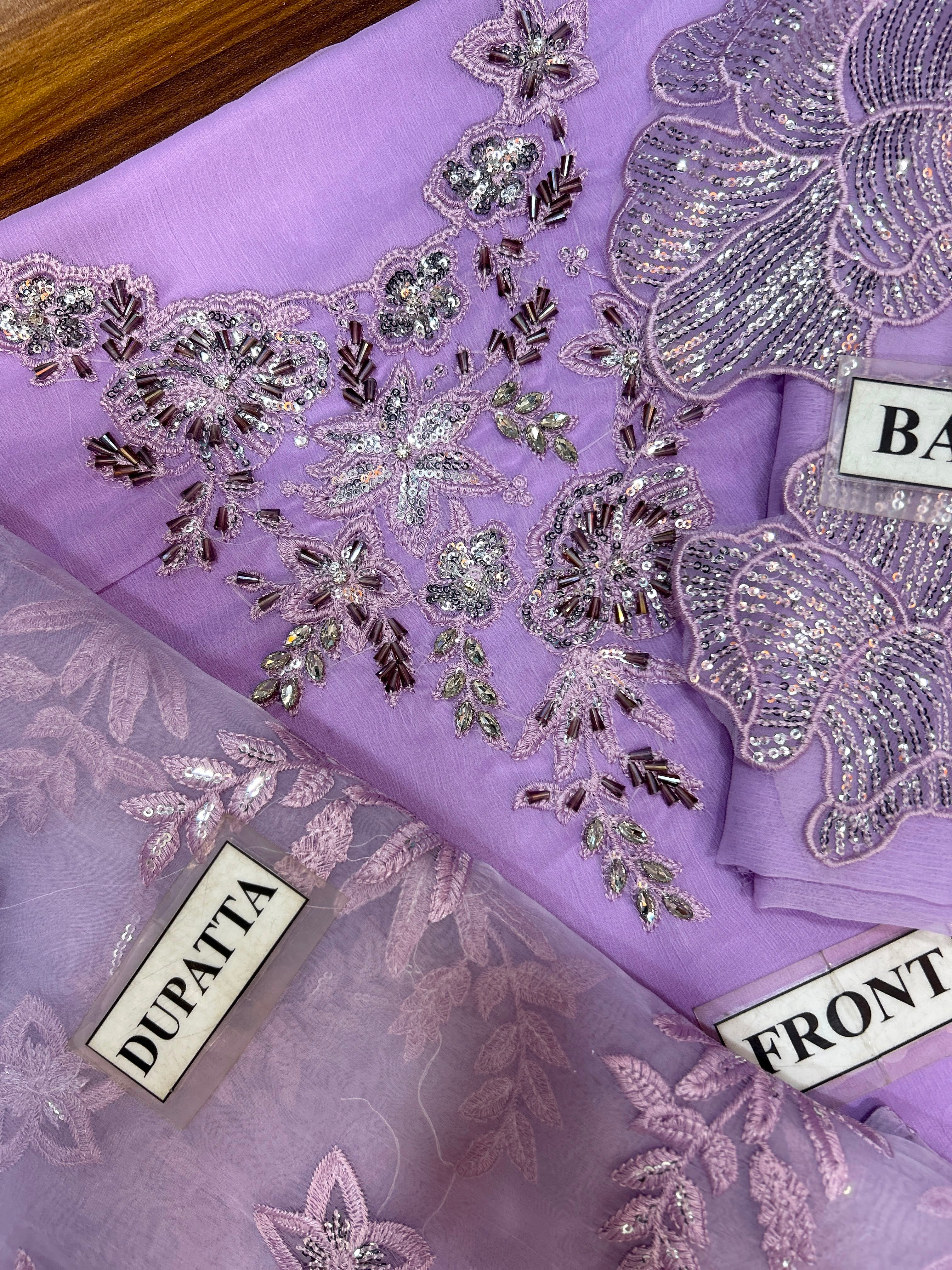 BRAND…IZNIK