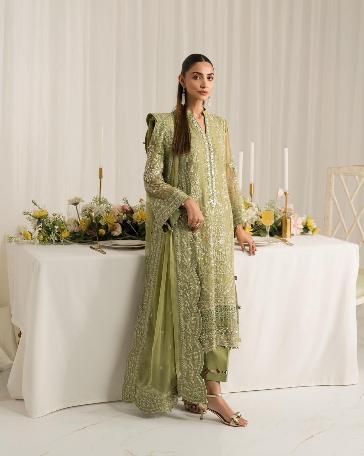 Gulaal - Design No 2341.
